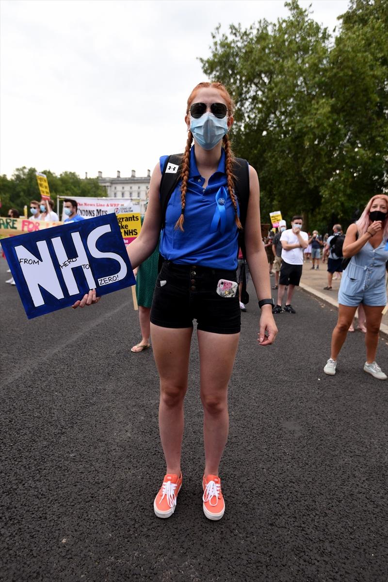 İngiltere'nin başkentinde hemşirelerin zam protestosu