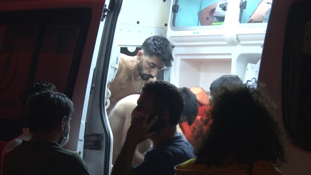 Ataşehir'de bir gecekonduda yangın çıktı