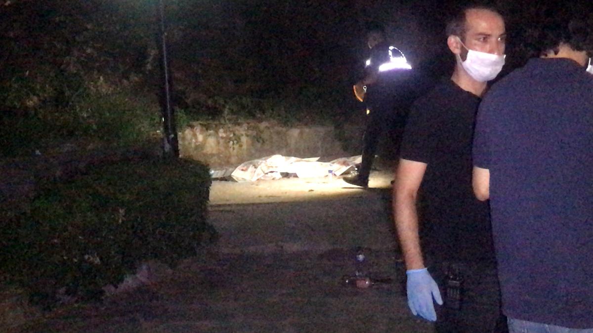 Bursa’da video çekmek için surlara çıkan kişi aşağı düştü