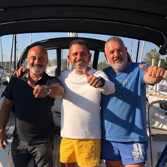 Fatih Portakal'ın tekne keyfi