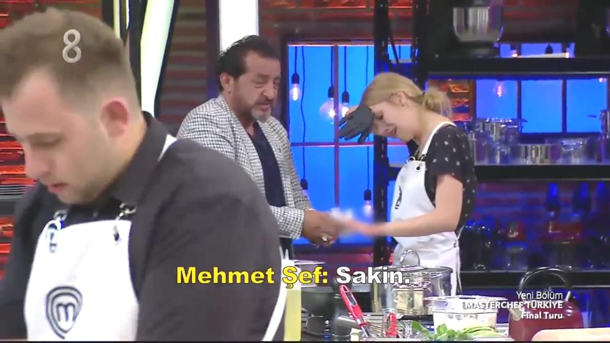 MasterChef'te Didem Devay parmağını kesti