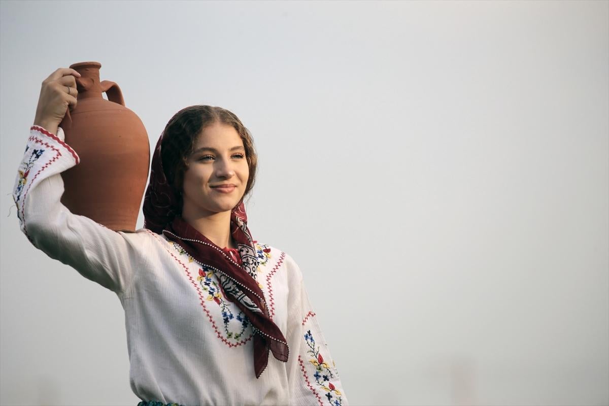 Edirne'de çeltik tarlası, doğal stüdyo oldu