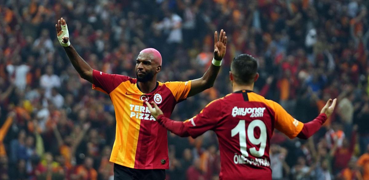 Ryan Babel teklifleri reddediyor