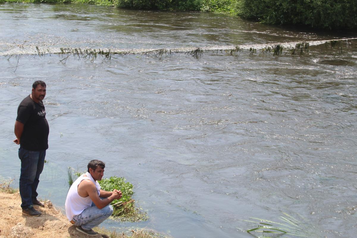 Antalya’da kanalda kaybolan genci arama çalışmaları