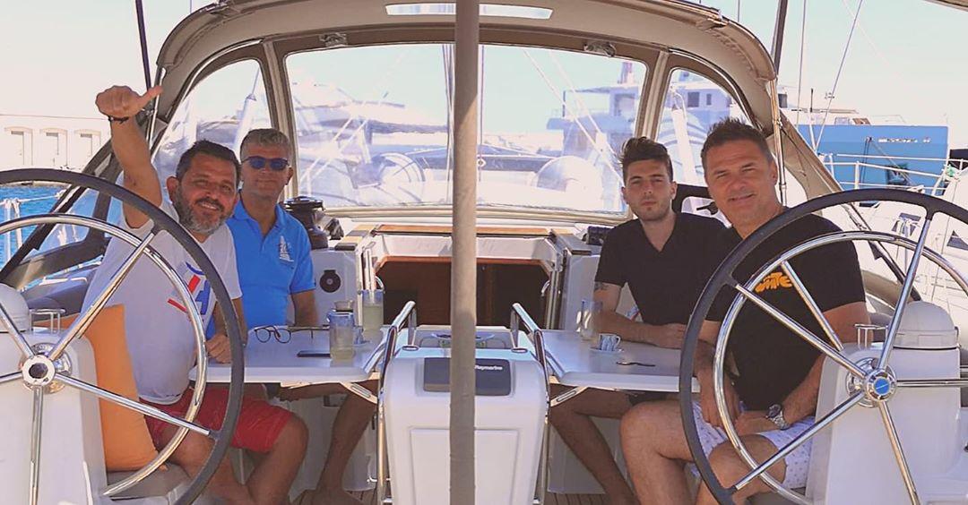 Fatih Portakal'ın tekne keyfi