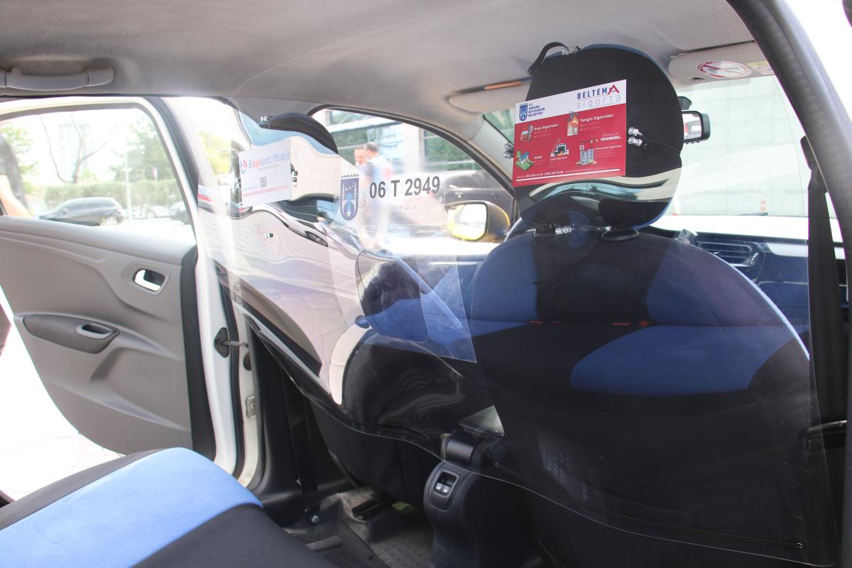 Ankara'daki taksilerde şeffaf panel dönemi