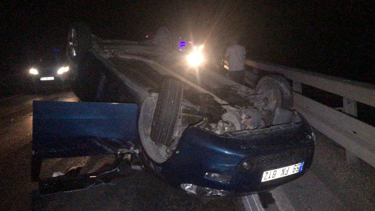 Bursa'da sürücü ellerini dezenfekte ederken kaza yaptı