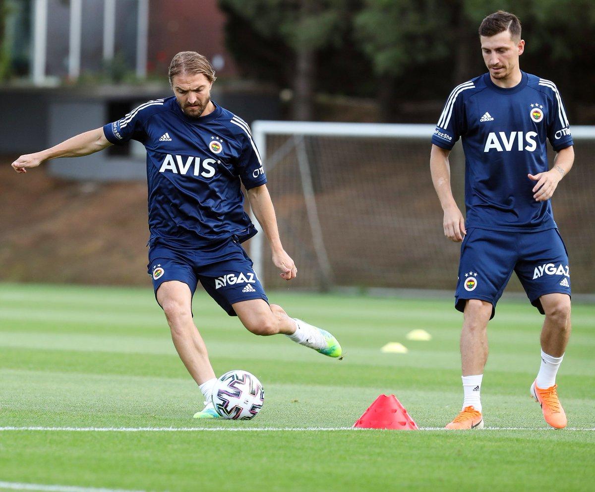 F.Bahçe, Darri, Sinan ve Alpaslan'ı bitirmek üzere