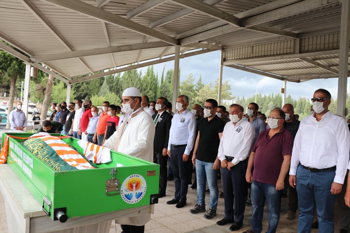 Emre Gönlüşen'e veda