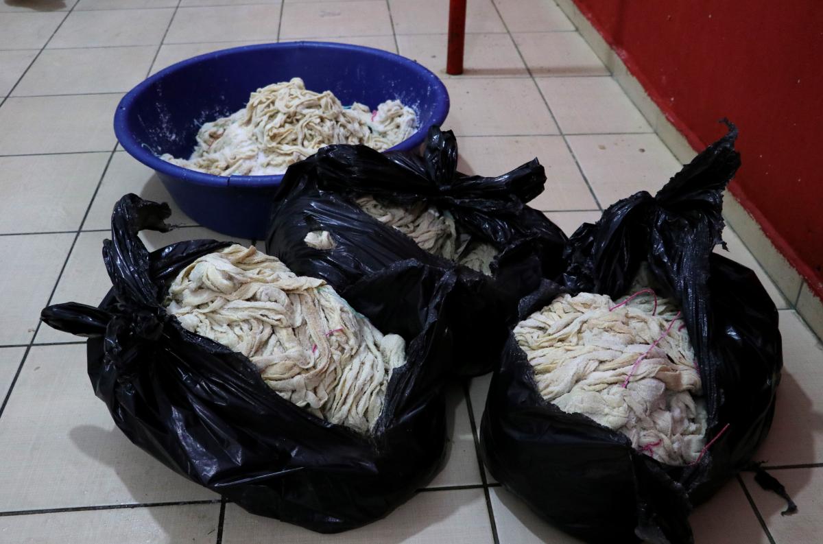 Adana’daki sahte kasapta 1 tona yakın kokmuş et bulundu