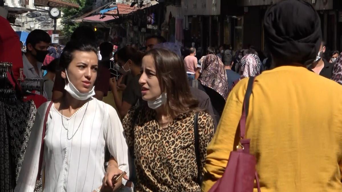 Gaziantep, salgını dikkate almamaya devam ediyor