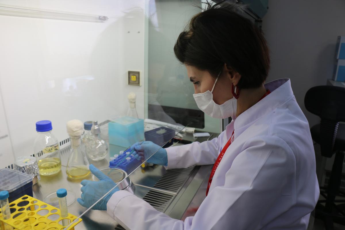 TÜBİTAK Başkanı koronavirüs aşısı için tarih verdi