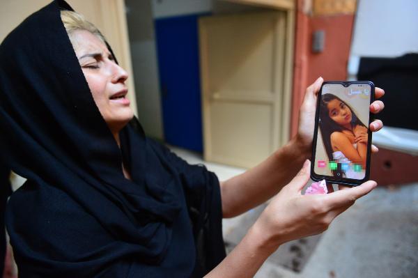 Hatay'da 8 yaşındaki Dilan’ın cenazesini annesi aldı