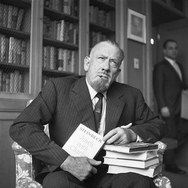 Bir çırpıda okunacak sürükleyici kitaplar listesi