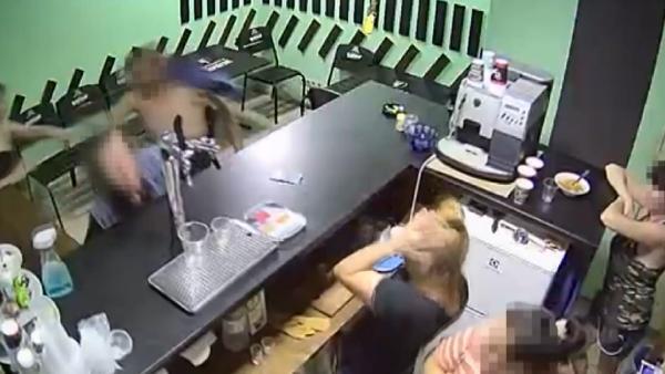 Ukrayna'da kıskançlık kavgasının korkunç görüntüleri