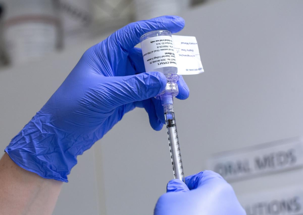 İngiliz üniversitesi, korona aşısını Afrika'da deneyecek