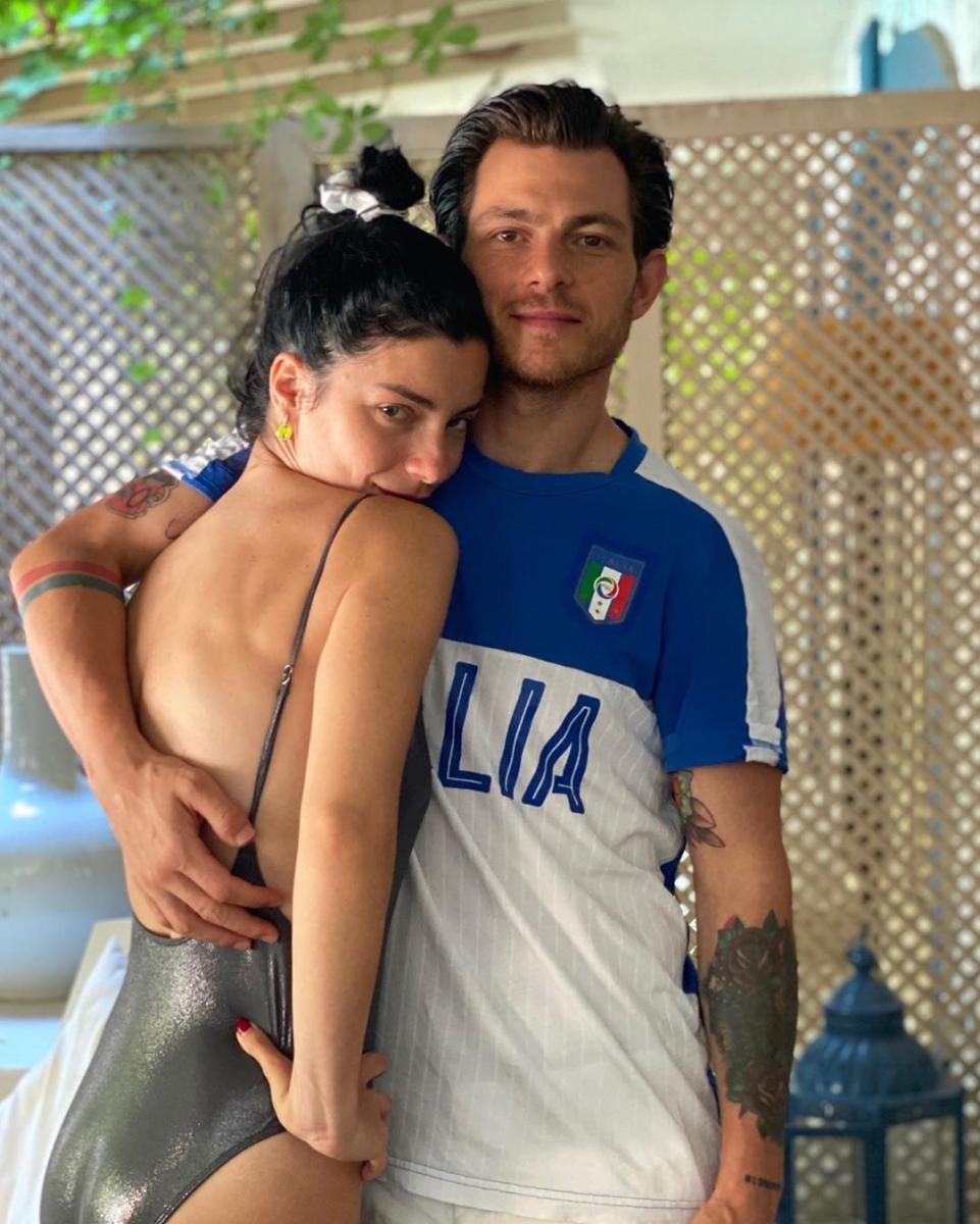 Merve Boluğur: Sevgilimle sosyal medyada tanıştık