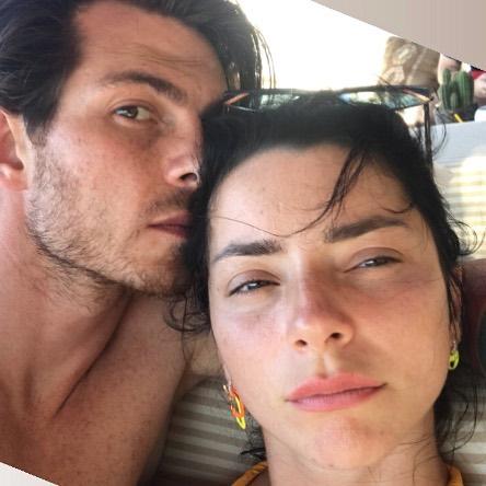 Merve Boluğur: Sevgilimle sosyal medyada tanıştık