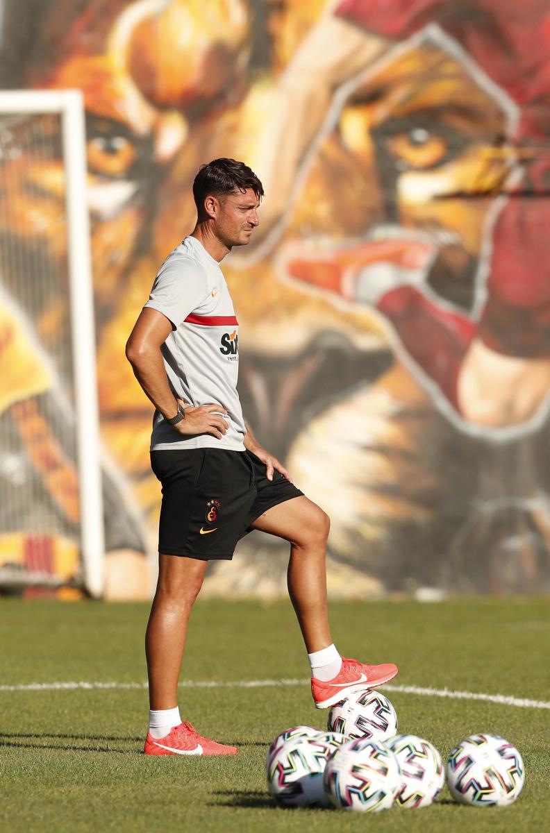 Riera: Fatih Terim tüm zamanların en iyisi hocası