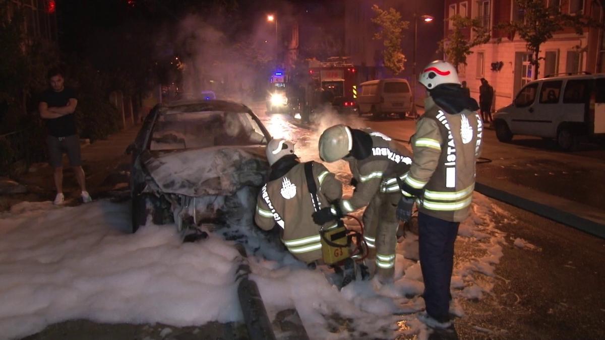 Üsküdar'da alkollü gençler kaza yaptı