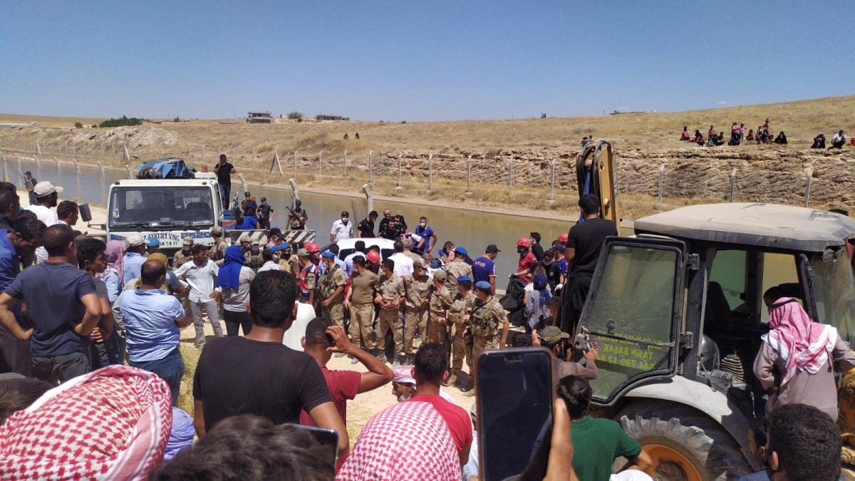 Şanlıurfa'da otomobil kanala devrildi: 3 kardeş boğuldu