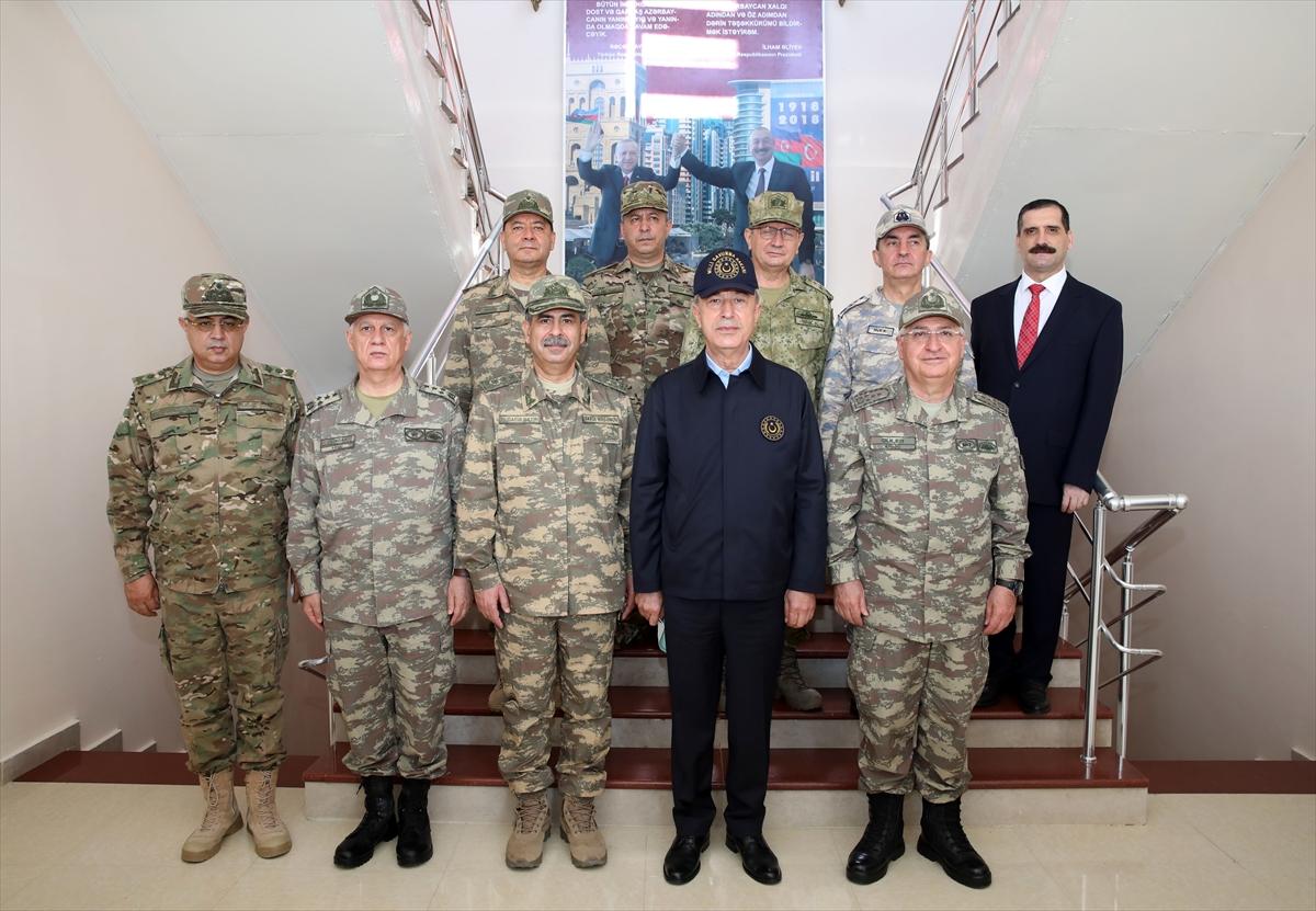 Bakan Akar: Ermenistan'a karşı Azerbaycan'ın yanındayız