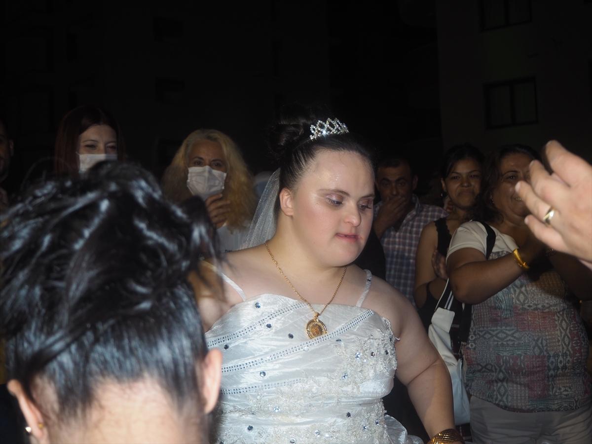 Aydın'da down sendromlu Hande için temsili düğün