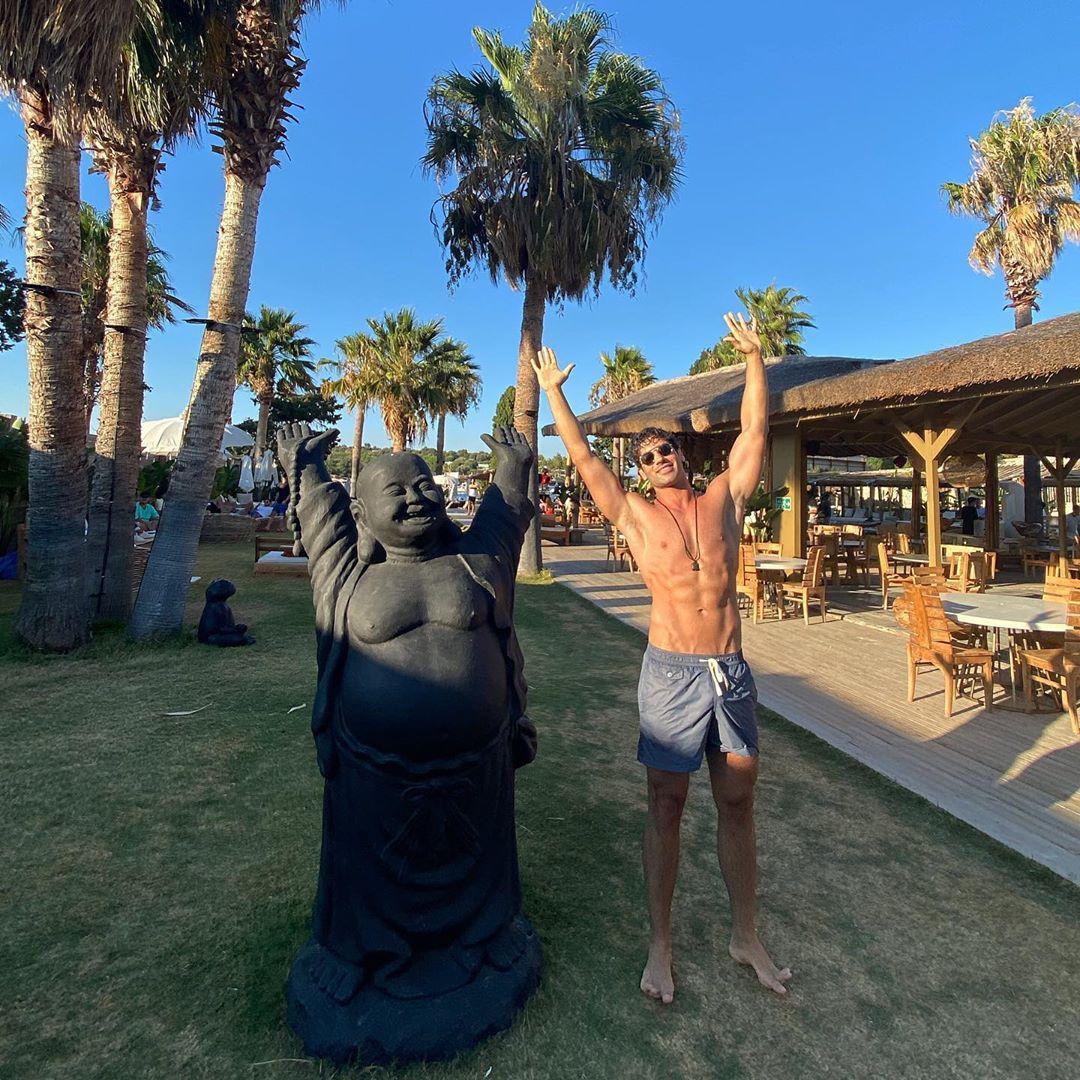 Şükrü Özyıldız’dan vücut şov