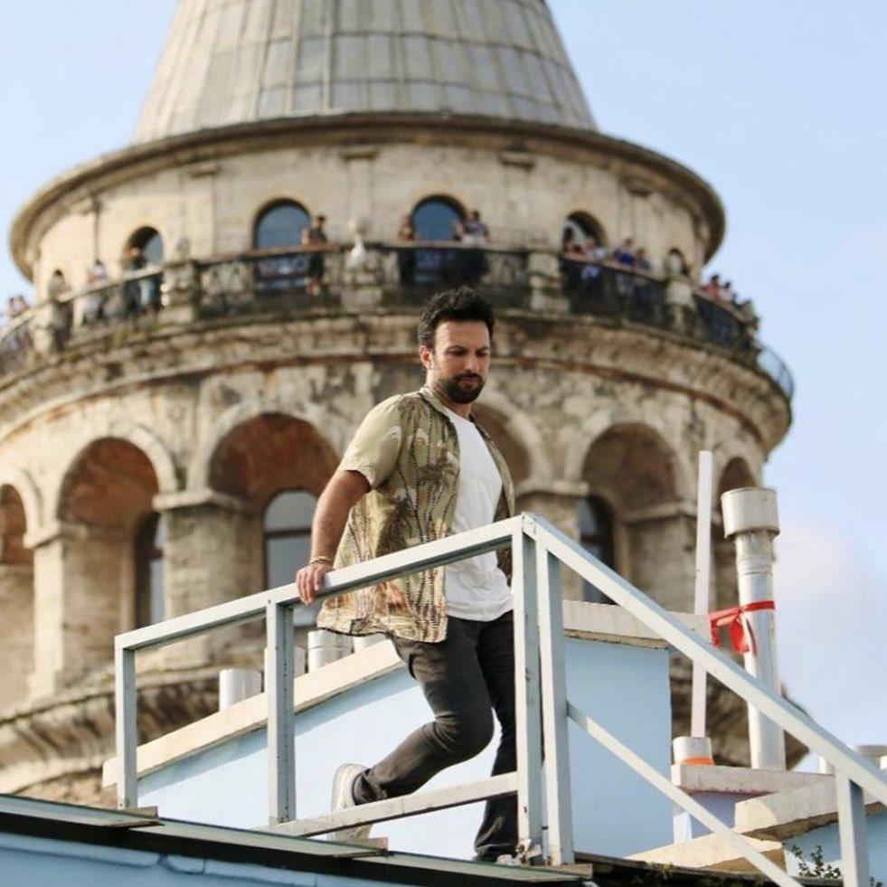 Tarkan’dan Galata Kulesi tepkisi