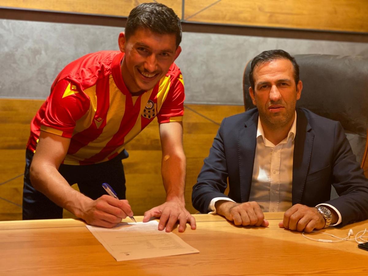 Yeni Malatyaspor'da 2 imza atıldı