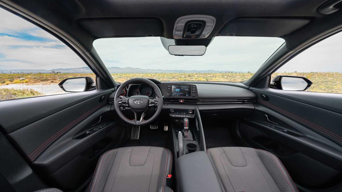 hyundai-elantra-nline