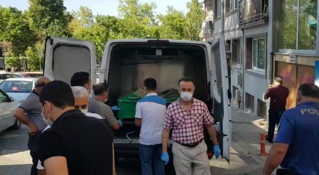 Bursa'da PTT çalışanı kendisini astı