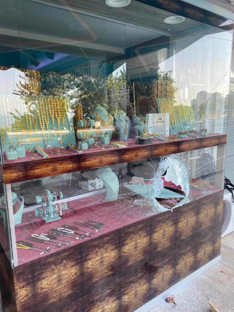 Antalya'da 8 bin liralık tesbih ve bileklik hırsızlığı