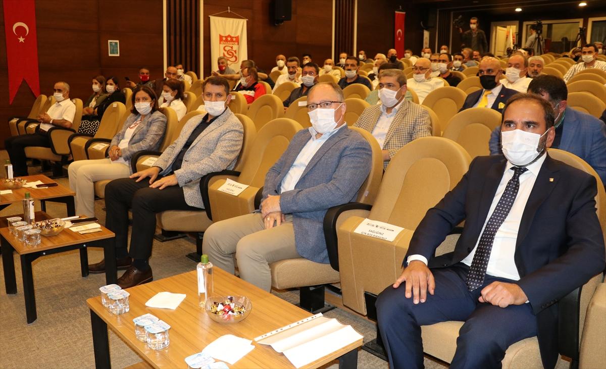 Mecnun Otyakmaz yeniden Sivasspor Başkanı seçildi