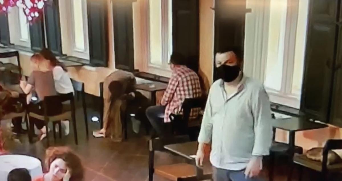 Tarihi Narmanlı Han’daki kafede çanta hırsızlığı