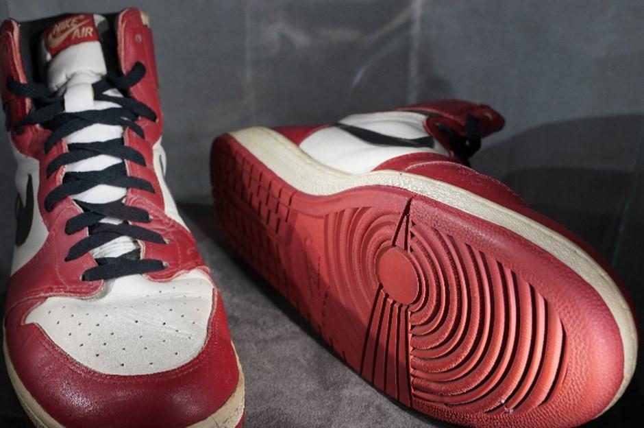 Jordan'ın ayakkabısı 615 bin dolara satıldı