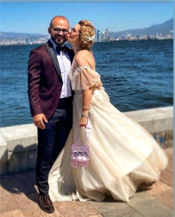Oyuncu Gözde Çığacı ve Tümer Gülümserler evlendi