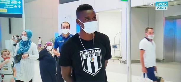 Beşiktaş'ın yeni transferi Mensah İstanbul'da