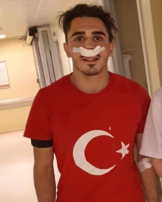 Abdülkadir Ömür burun ameliyatı oldu