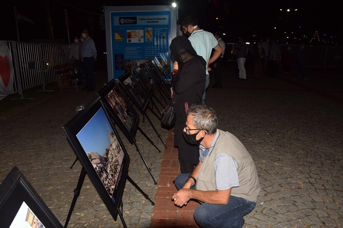 17 Ağustos Marmara depreminde ölenler anıldı