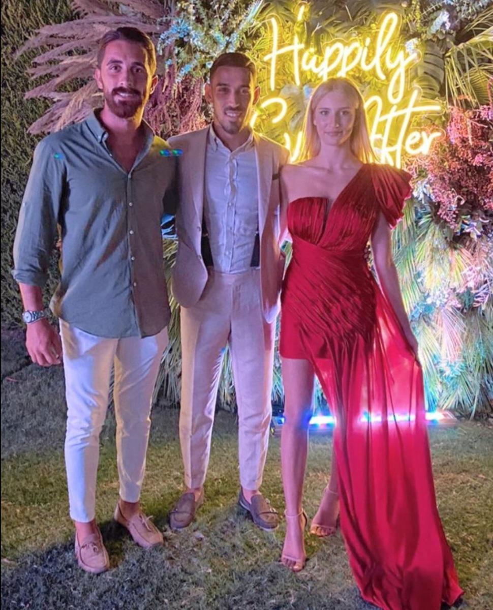 İrfan Can Kahveci nişanlandı