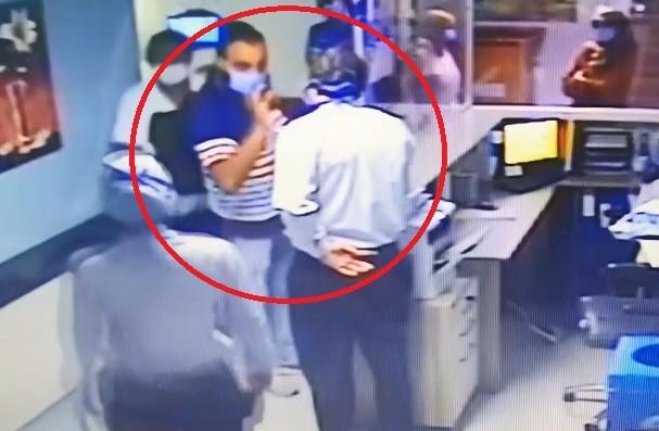 Kocaeli'de hasta yakını, güvenlik görevlisi ve doktora saldırdı