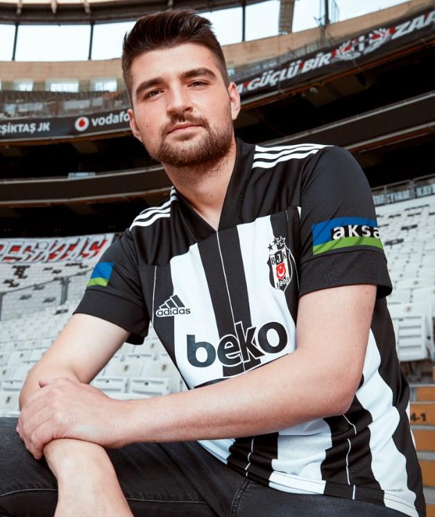 Beşiktaş'ın yeni sezon formaları