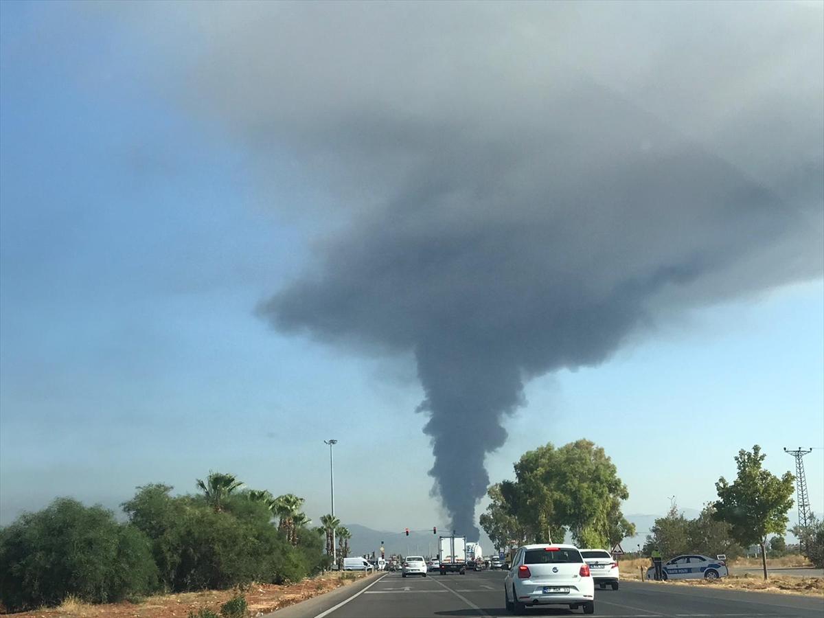 Antalya OSB'de fabrika yangını