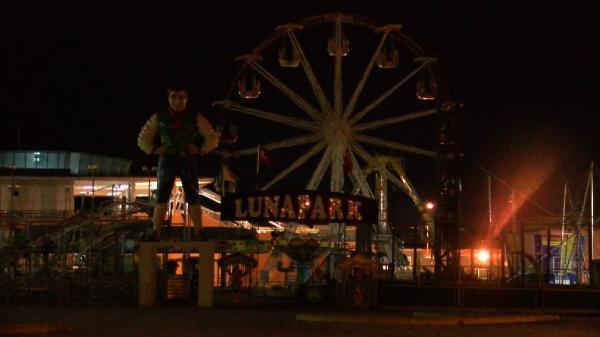 İzmir'de lunaparkta eğlence halatı koptu: 3 yaralı