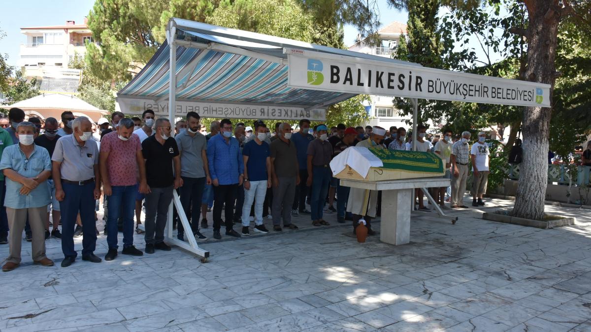 Balıkesir'de 20 yaşındaki gencin hayatını kaybettiği kaza
