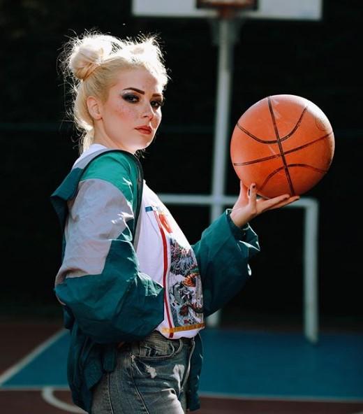 Duygu Köseoğlu kimdir?