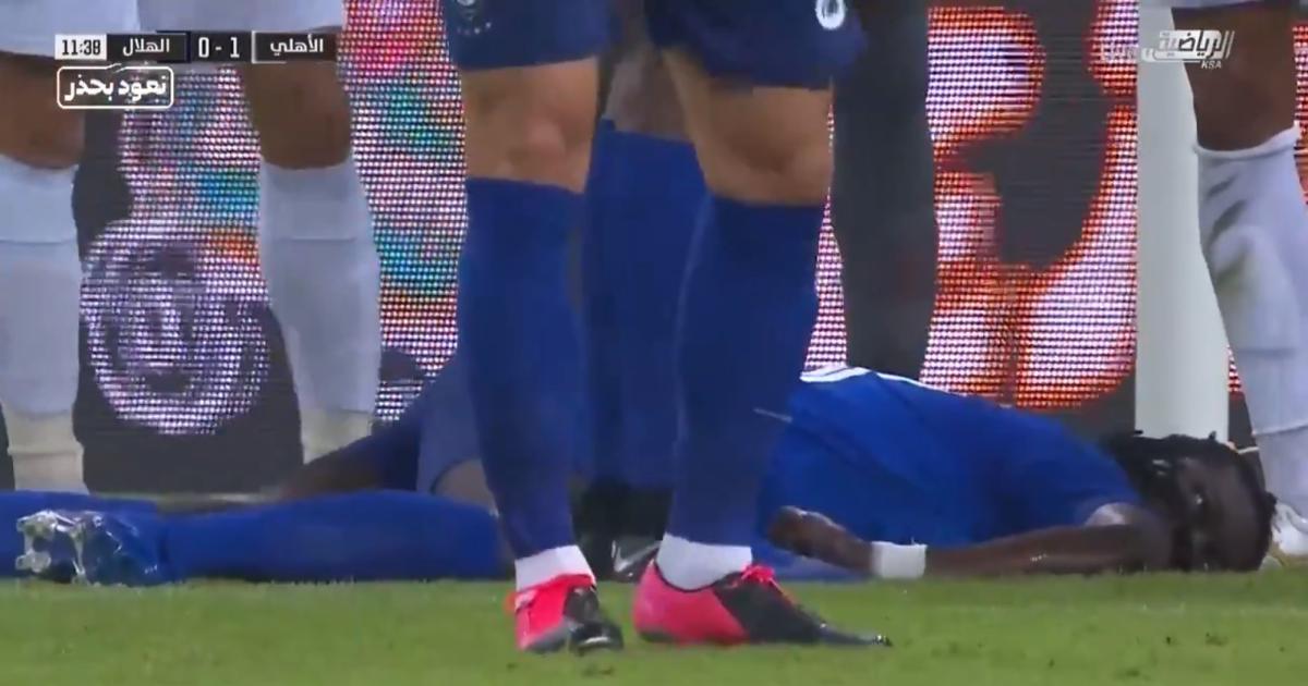 Bafetimbi Gomis sahada fenalaştı