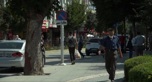 Çorum'da koronavirüs tedbirleri unutuldu