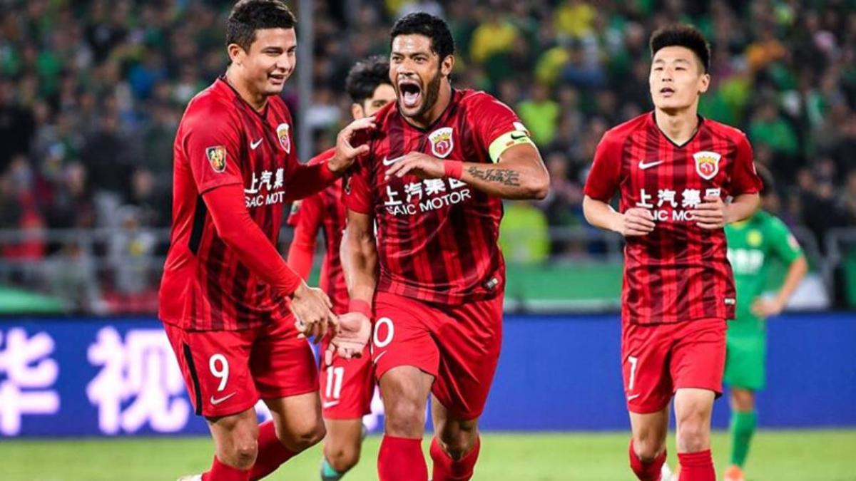 Çin'de seyircili maç dönemi